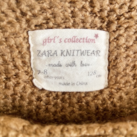 Zara size 7/8 coat/sweater with belt. - Picture 2 of 4